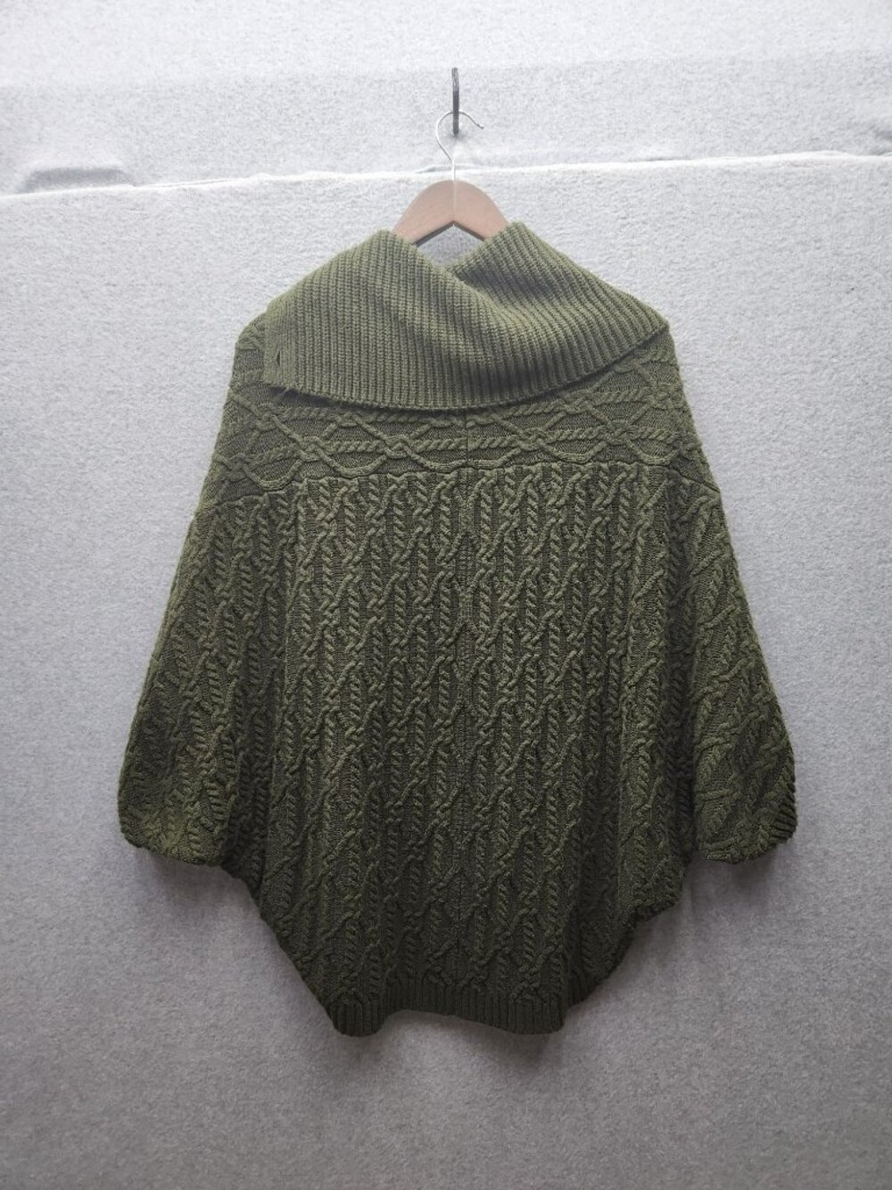 Cable Knit Green Poncho Sweater With High Button Collar Design History Womens XL - Picture 6 of 6